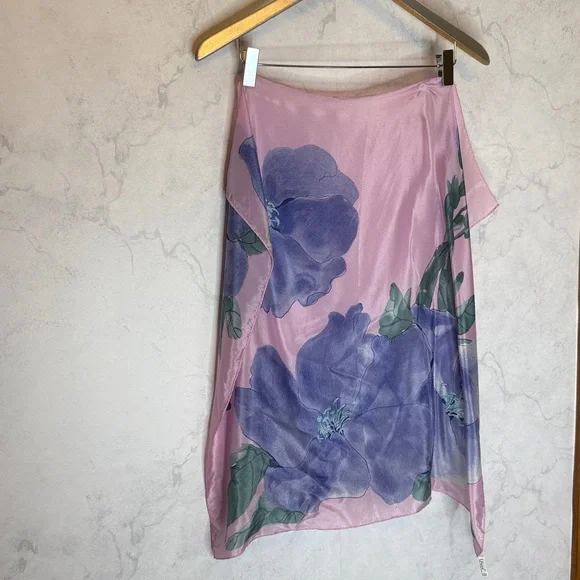 Vintage Japanese floral silk scarf - Picture 5 of 5